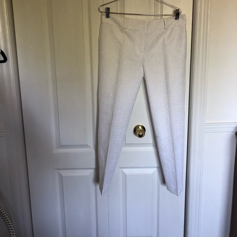NWOT Ann Taylor jacquard white pants